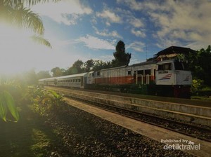 Suatu Waktu di Stasiun Cigombong, Ada yang Rindu?