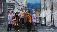 Potongan dinding yang terasa seperti kota tua