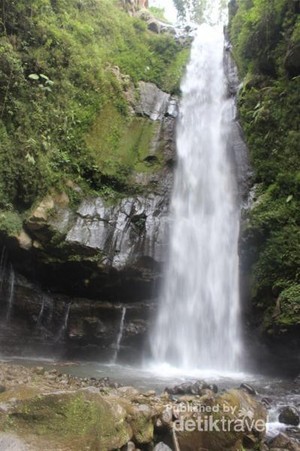 Sudah Tahu? Ada Air Terjun Cantik di Lereng Merapi