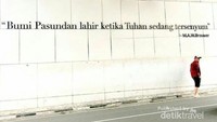 Tulisan di dinding kota Bandung yang terinspirasi dari M.A. W Brouwer