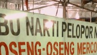 Street food andalan di malam hari, oseng-oseng mercon Bu Narti