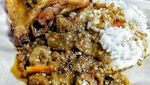 Suka Kuliner Pedas? Coba Icip Oseng-oseng Mercon Bu Narti