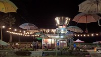 Suasana cafe Liki diwaktu Malam