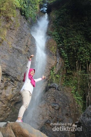 Sumedang Punya Curug Kembar yang Cantik