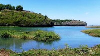 Muara sungai Maron