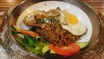 Sungguh Nyata! Makanan Berlapis Emas di Dubai