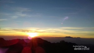 Sunrise Bromo & Liburan yang Takkan Terlupa