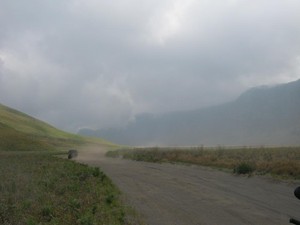 Sunrise di Bromo Bikin Lupa Daratan!