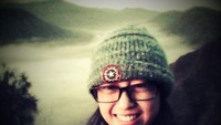 Pemandangan di atas lautan pasir Bromo