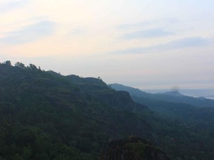 Sunrise di Gunung Api Purba Nglanggeran