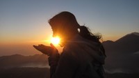 Try to eat the sun !
