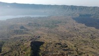 Pemandangan dari puncak Batur