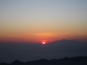 Sunrise di Gunung Batur, Nggak Kalah Cantik