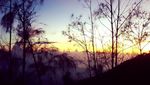 Sunrise di Gunung Ijen, Saat Mentari Hangatkan Banyuwangi