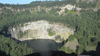 Danau Tiwu Ata Mbupu