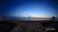 Pantai Sanur Bali sesaat akan sunrise