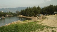 Pasir putih dan sungainya