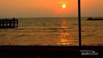 Sunset Romantis di Pantai Akkarena Makassar