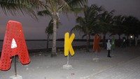 Simbol wisata Pantai Akkarena