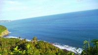 Lanskap Pantai Tuguragung dari atas bukit