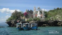 Pura Ganesha di Pulau Menjangan