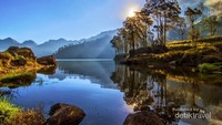 Pemandangan Danau Segara Anak