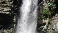 Curug Dhuwur dari dekat