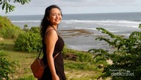 Travellers juga disuguhkan dengan pemandangan Burung Bangau Laut yang banyak ada di Pantai Nyangnyang