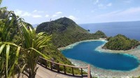 Puncak Love Karawapop, danau berbentuk love sempurna