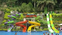 Taman Rekreasi Selecta menyediakan banyak wahana untuk wisata seperti keluarga. Salah satunya adalah Water Park Selecta