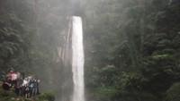 Curug Seribu bersama rekan-rekan