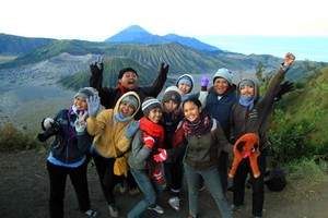 Syahdunya Berbuka Puasa di Puncak Gunung Bromo