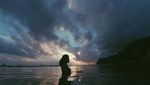 Syahdunya Sore di Pantai Melasti Bali