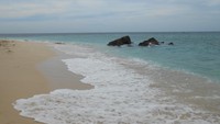 Cantiknya Pulau Tabuhan