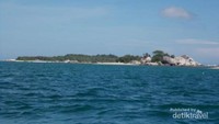 Birunya laut Belitung sekitar Pulau Batu Garuda