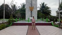 Tugu Taman Makam Pahlawan Telabang Bangsa