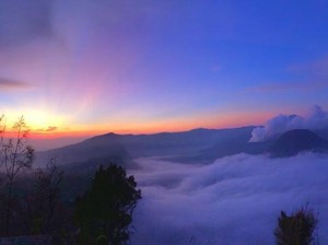 Tak Bosan-bosan Liburan di Gunung Bromo