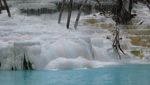 Tak Cuma di Ciwidey, Kawah Putih Juga Ada di Sumatera Utara