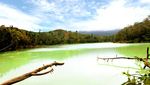 Tak Hanya Pegunungan, Dieng Juga Punya Telaga Warna yang Cantik
