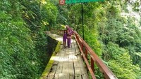 Bawa Pasanganmu Dan Ajak Poto Di Jembatan Romantis ini