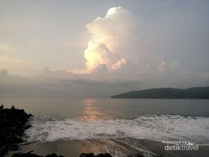 Tak Pernah Bosan ke Pangandaran