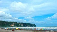 View keramaian pantai Parangtritis