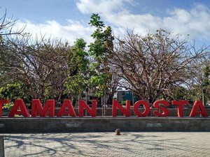 Takkan Ingat Masa Lalu di Taman Nostalgia, Kupang