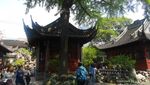 Taman & Rumah Kuno yang Cantik di Tengah Pasar di Shanghai