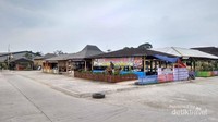 Area parkir yang cukup luas