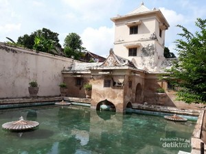 Taman Sari & Sumur Gumuling: Karya Seni Pendiri Yogyakarta