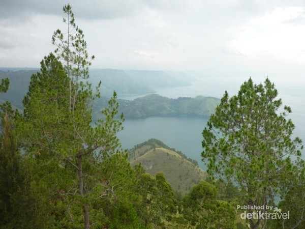 Taman Simalem, Tempat Terbaik Melihat Cantiknya Danau Toba