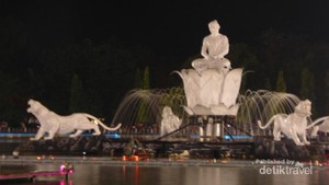 Taman Sri Baduga Purwakarta, Air Mancur Terbesar di Asia Tenggara