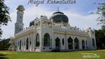 Tanda Kebesaran Allah di Masjid Rahmatullah Aceh