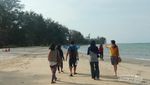 Tanpa Batu Granit Raksasa, Pantai di Belitung Timur Ini Tetap Cantik
